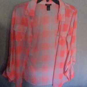 Rue 21 pink and white  striped T  shirt